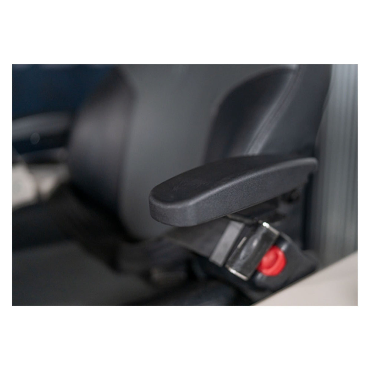 Ventrac Armrest, Kit - Deluxe Seat 4520 | 47.0497