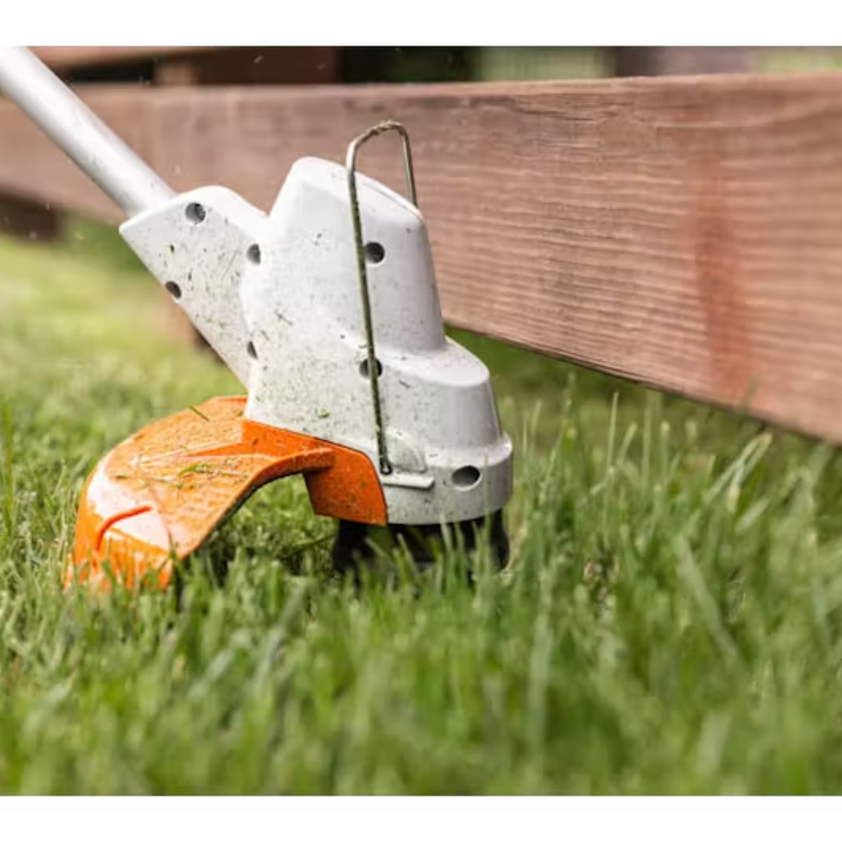 STIHL FSA 57 Battery Powered String Trimmer W/AK20 and AL101 | Main Street Mower | Winter Garden | Clermont | Ocala