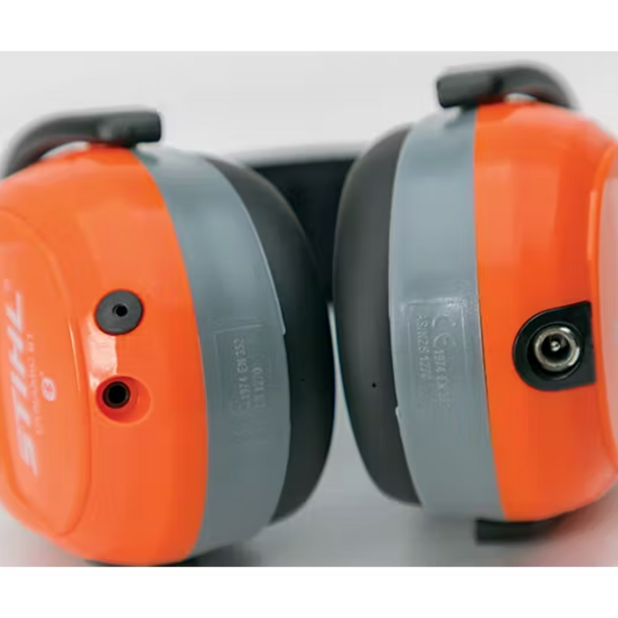 STIHL DYNAMIC Bluetooth Hearing Protection | 0000 884 0519 | Main Street Mower | Winter Garden | Clermont | Ocala