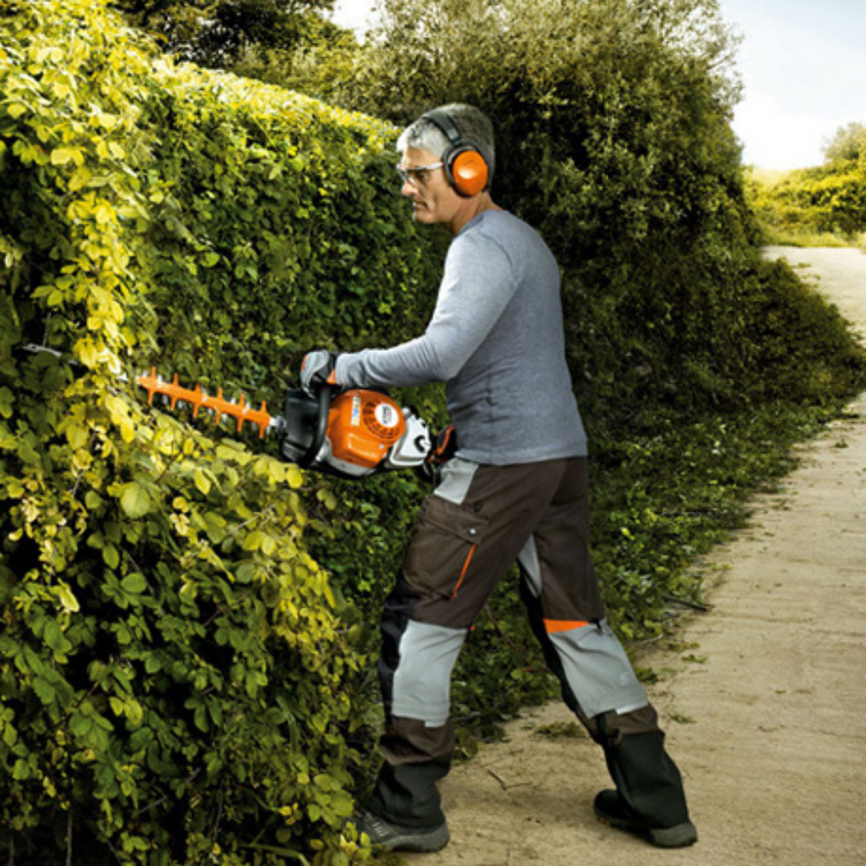 STIHL HS 82 R Gas Powered Hedge Trimmer | Main Street Mower | Winter Garden | Clermont | Ocala