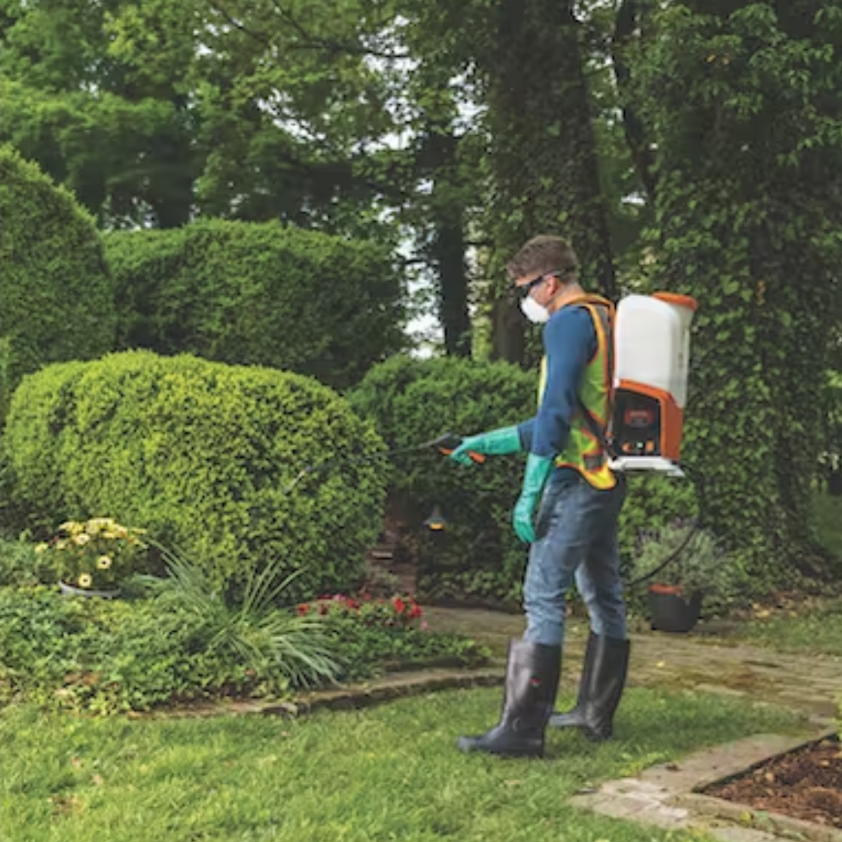 STIHL SGA 85 Battery Powered Sprayer | Main Street Mower | Winter Garden | Clermont | Ocala