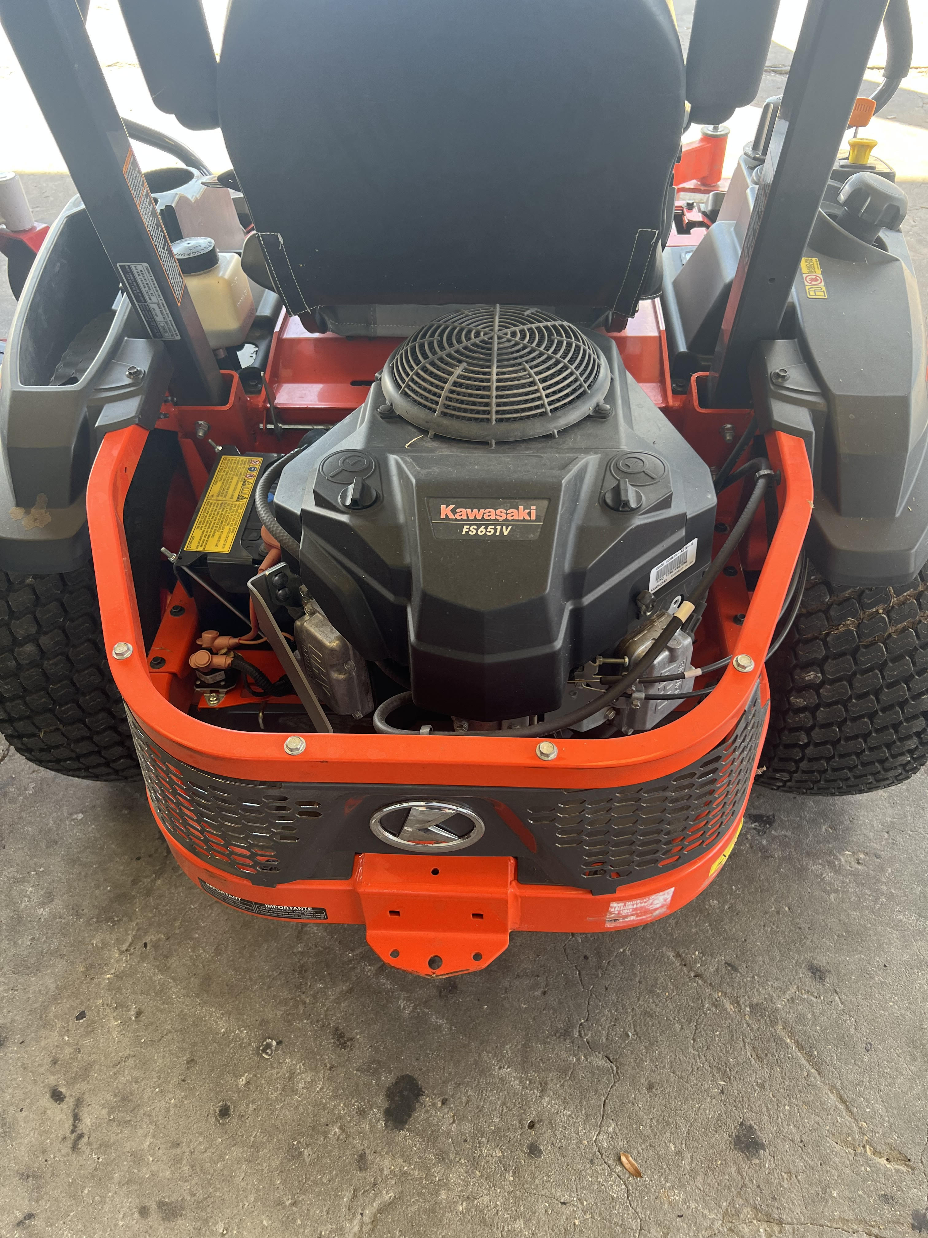 Kubota Kommander Pro Z411 48" Zero Turn Mower - USED | Main Street Mower | Winter Garden | Clermont | Ocala
