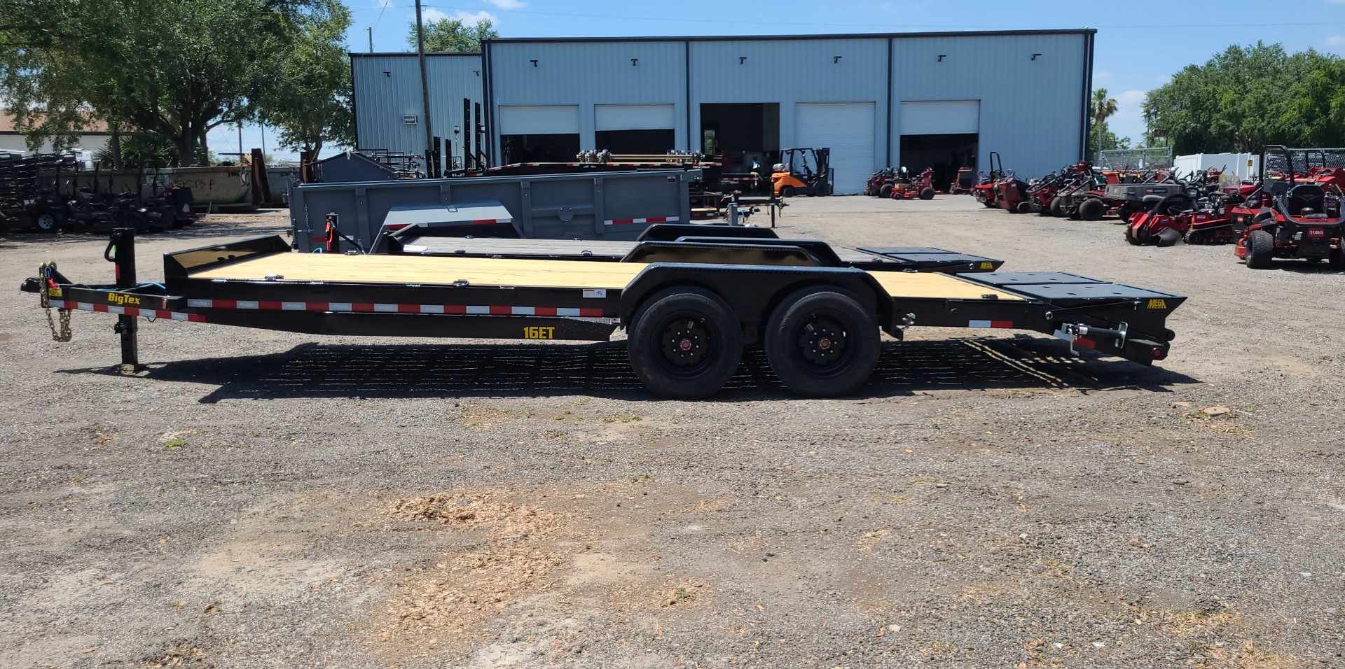 22 Foot Big Tex Super Duty Tandem Axle with Mega Ramp Black Equipment Trailer (16ET-19BK+3MR)