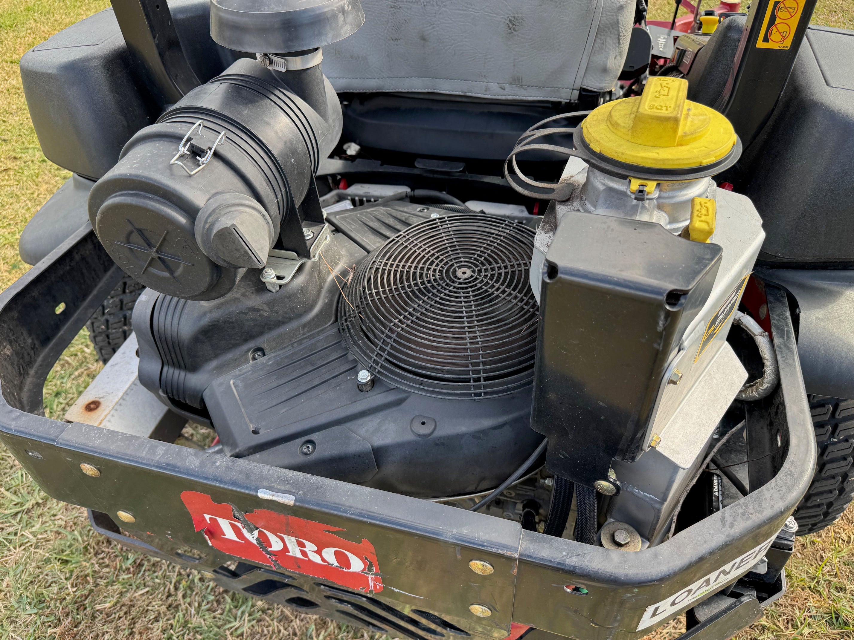 Toro Z-Master 6000 | 60" Deck | 37hp Vanguard EFI | 72980 | USED