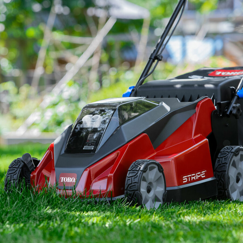 Toro 60V MAX* 21 in. Stripe™ Self-Propelled Mower - 6.0Ah Battery / Charger Included