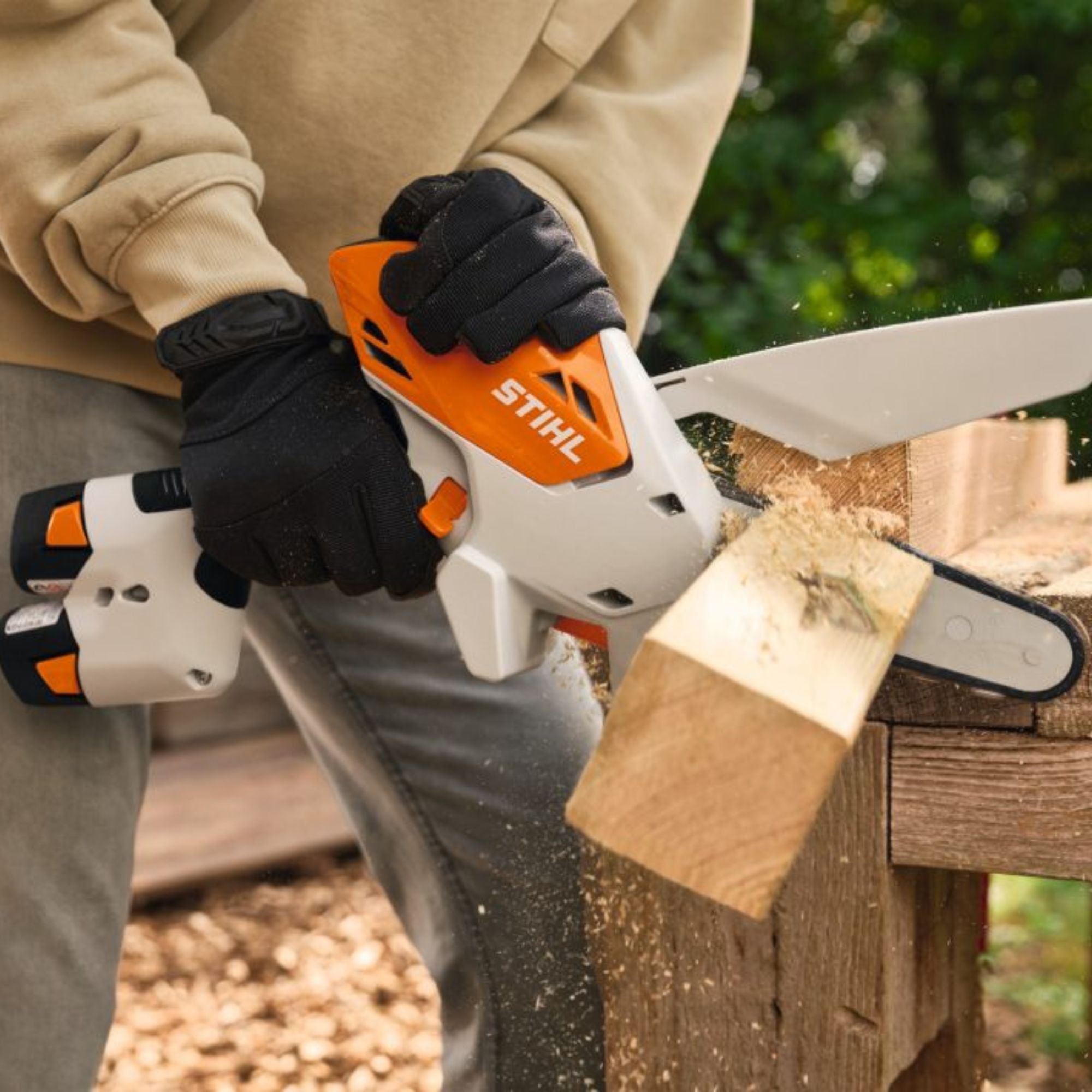 STIHL GTA 30 Battery Powered Garden Pruner Chainsaw | w/Batteries