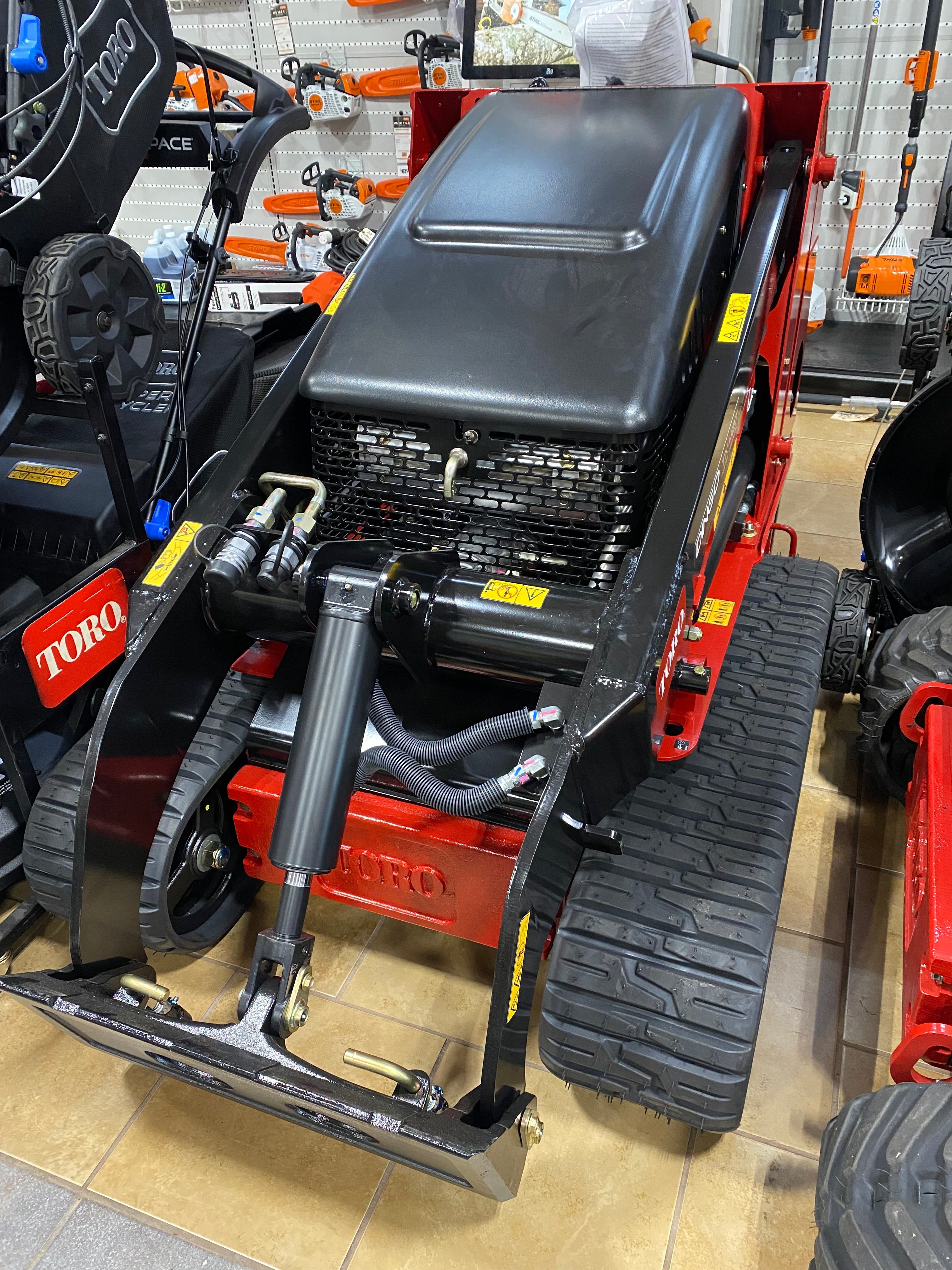 Dingo TX 427 Wide Track Loader | Kohler Engine | 22322 | Main Street Mower | Winter Garden | Clermont | Ocala