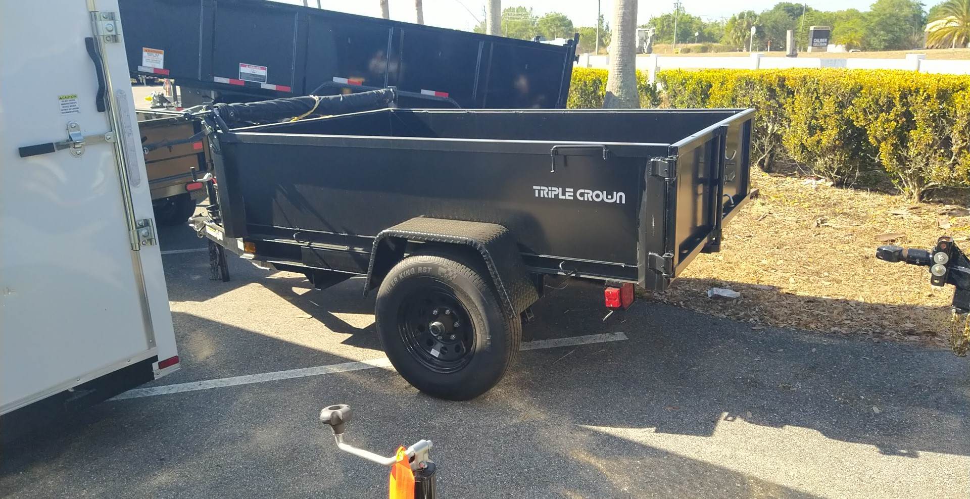 5X8 Triple Crown Lowrider Black Dump Trailer (D5X8LRD)