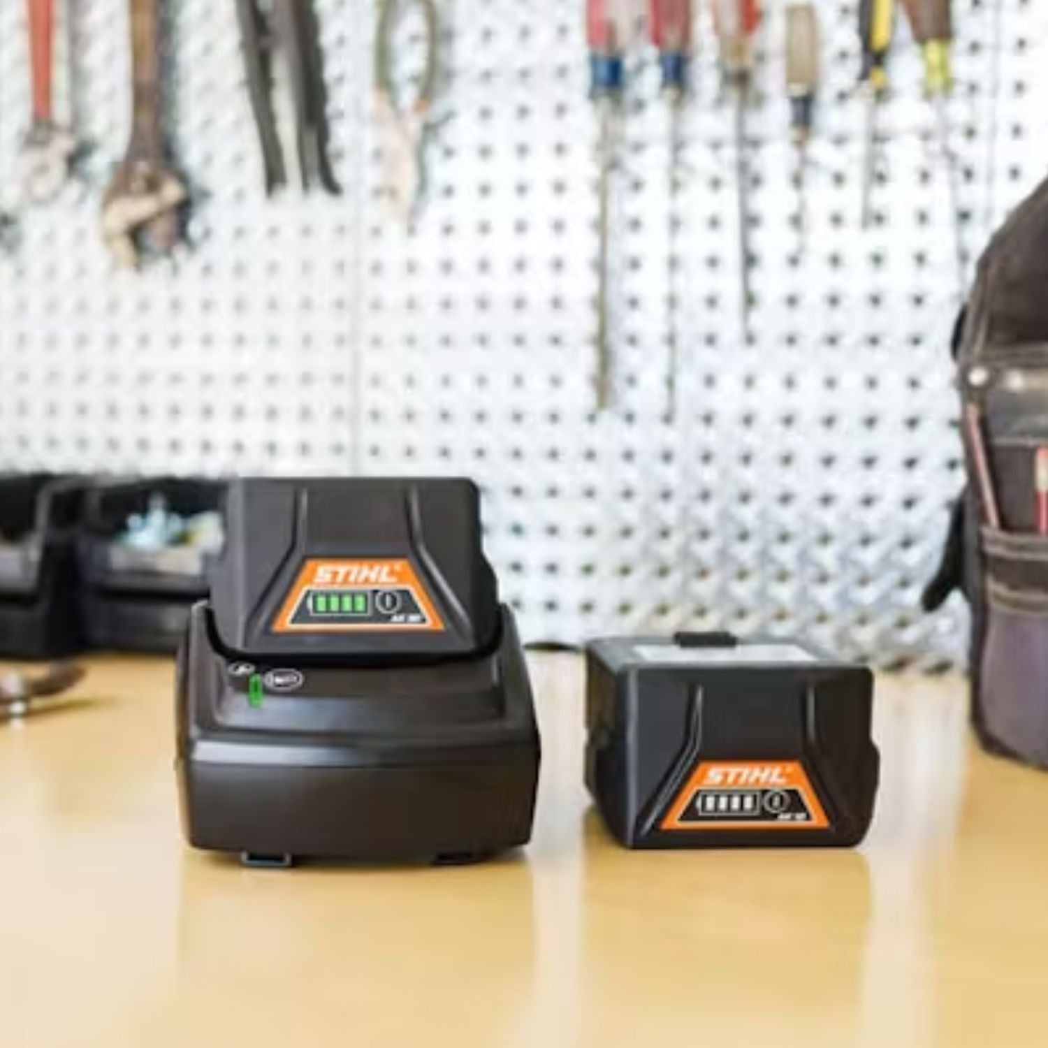 STIHL AK 30 36Volt Lithium-Ion Battery | Main Street Mower | Winter Garden | Clermont | Ocala
