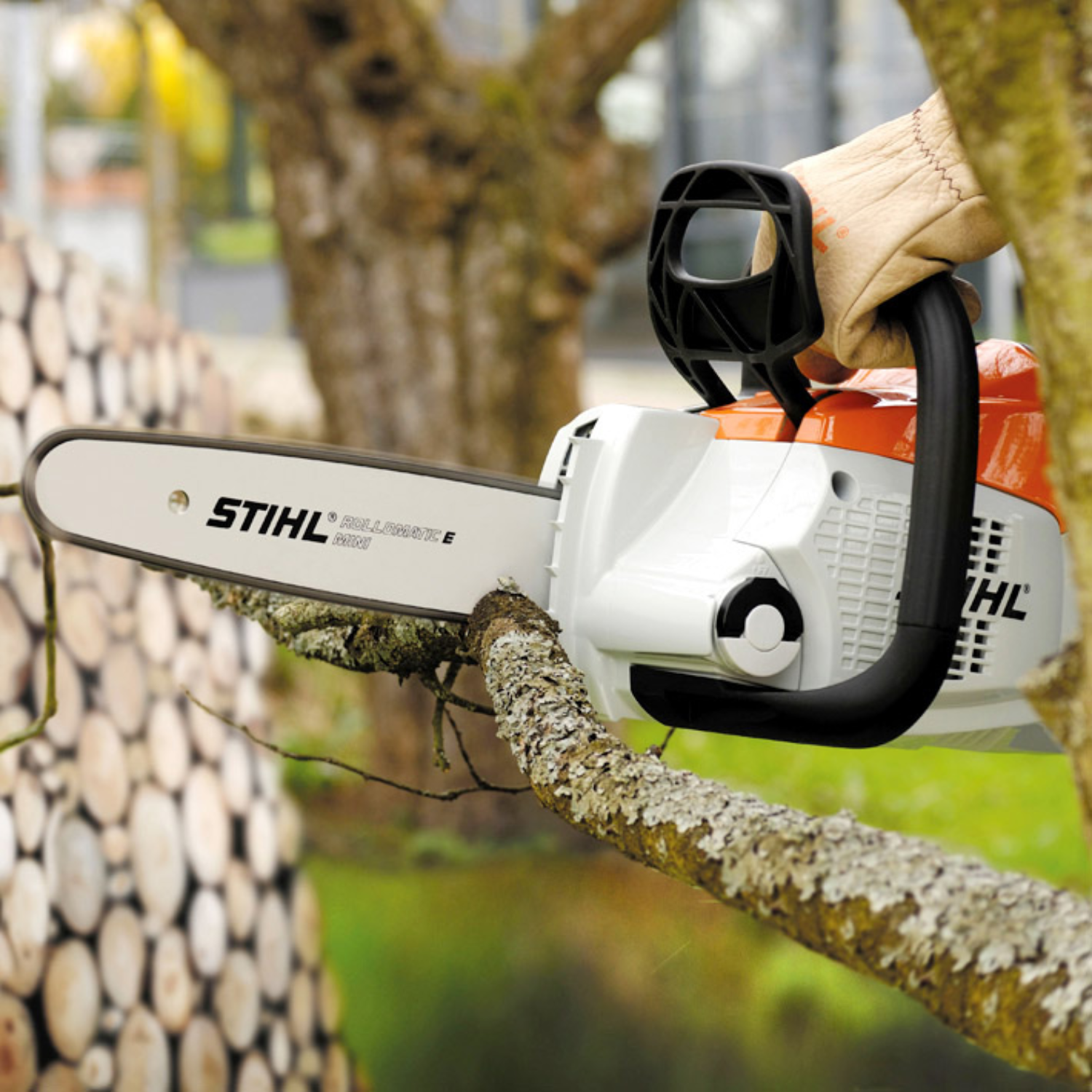 STIHL MSA 160 C-BQ Battery Powered Chainsaw with Quickstop STIHL MSA 160 C-BQ Battery Powered Chainsaw with Quickstop