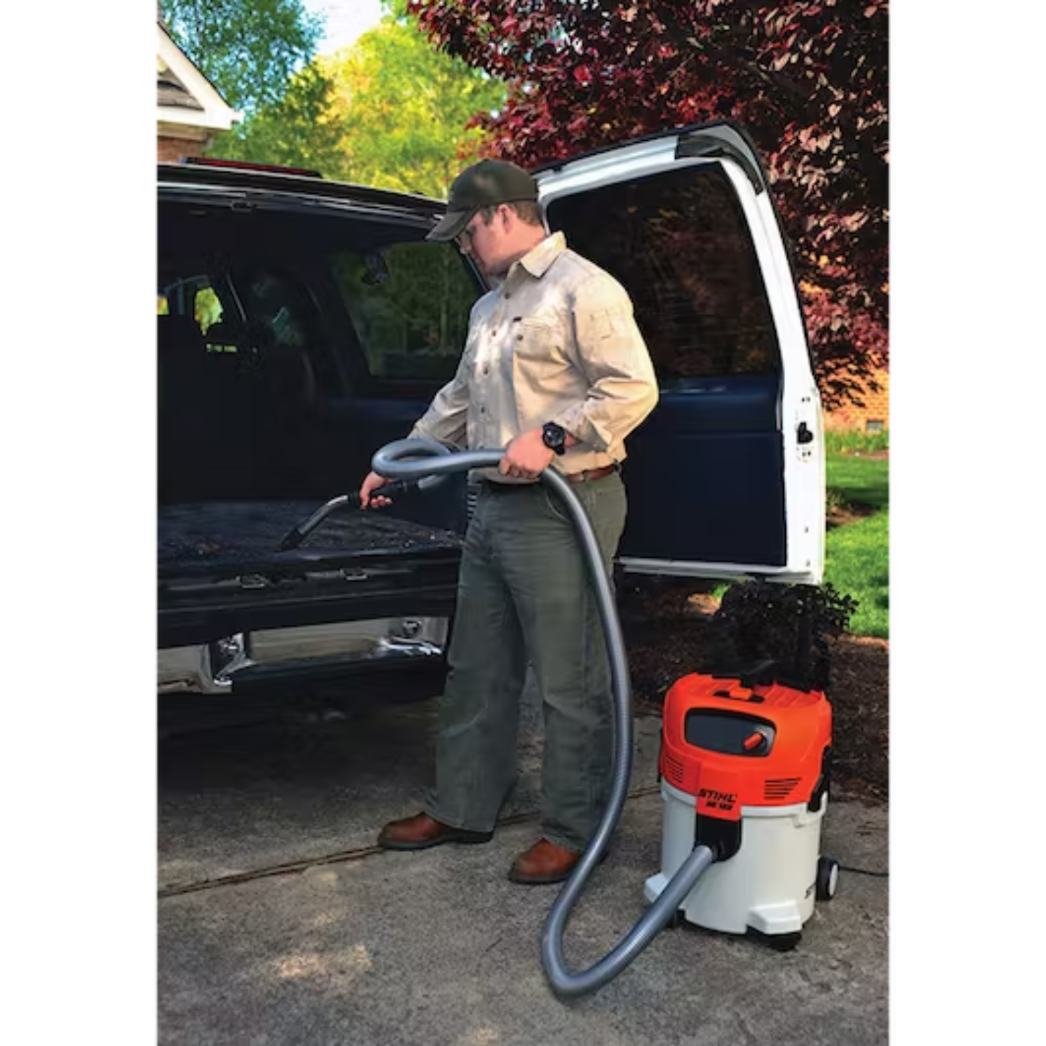 Stihl SE 122 Wet / Dry Vacuum - Main Street Mower | Winter Garden, Ocala, Clermont