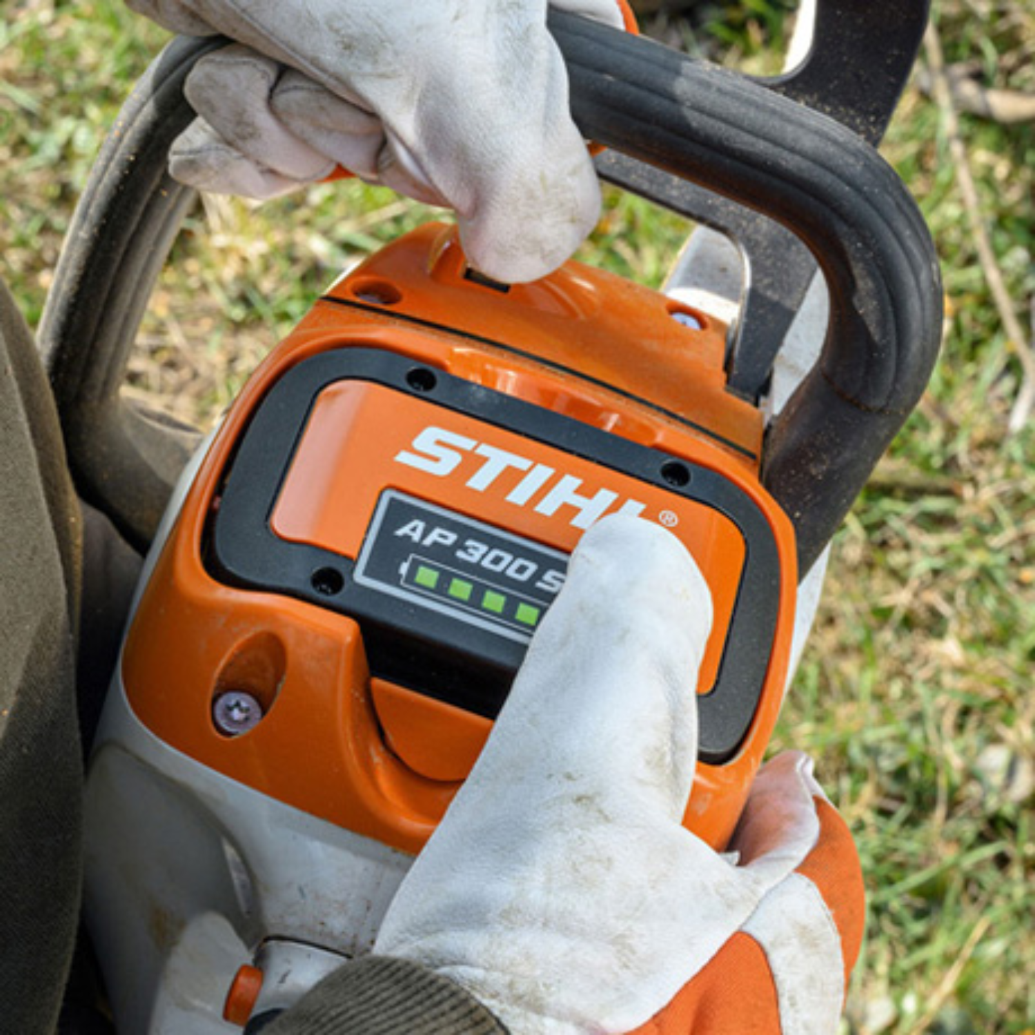 Motosierra a batería STIHL MSA 220 C